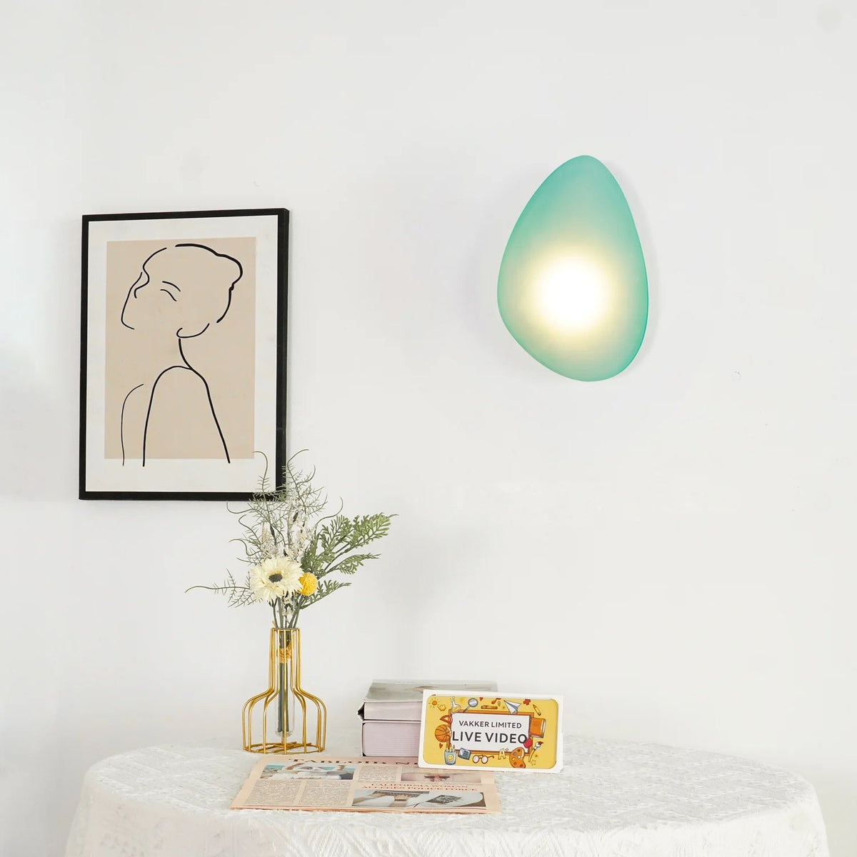 Sphere Glow Wall Lamp