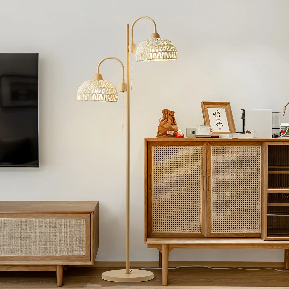 Rattan Bend Floor Lamp