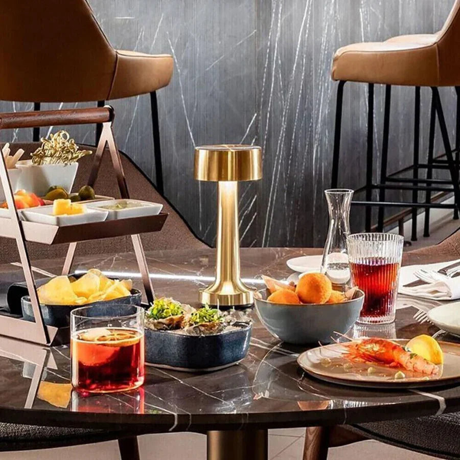 Atmospheric Touch Creative Decorative Table Lamp