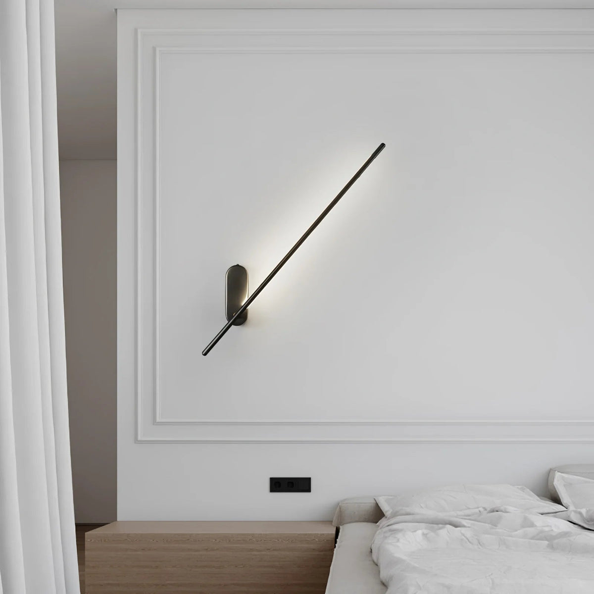 Linear Metal Wall Light