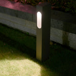 Modern Black Aluminum LED Pathway Light for Landscape and Garden Illumination