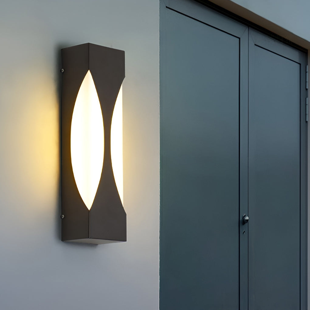 Modern Outdoor Wall Sconce in Black Stainless Steel with LED Illumination