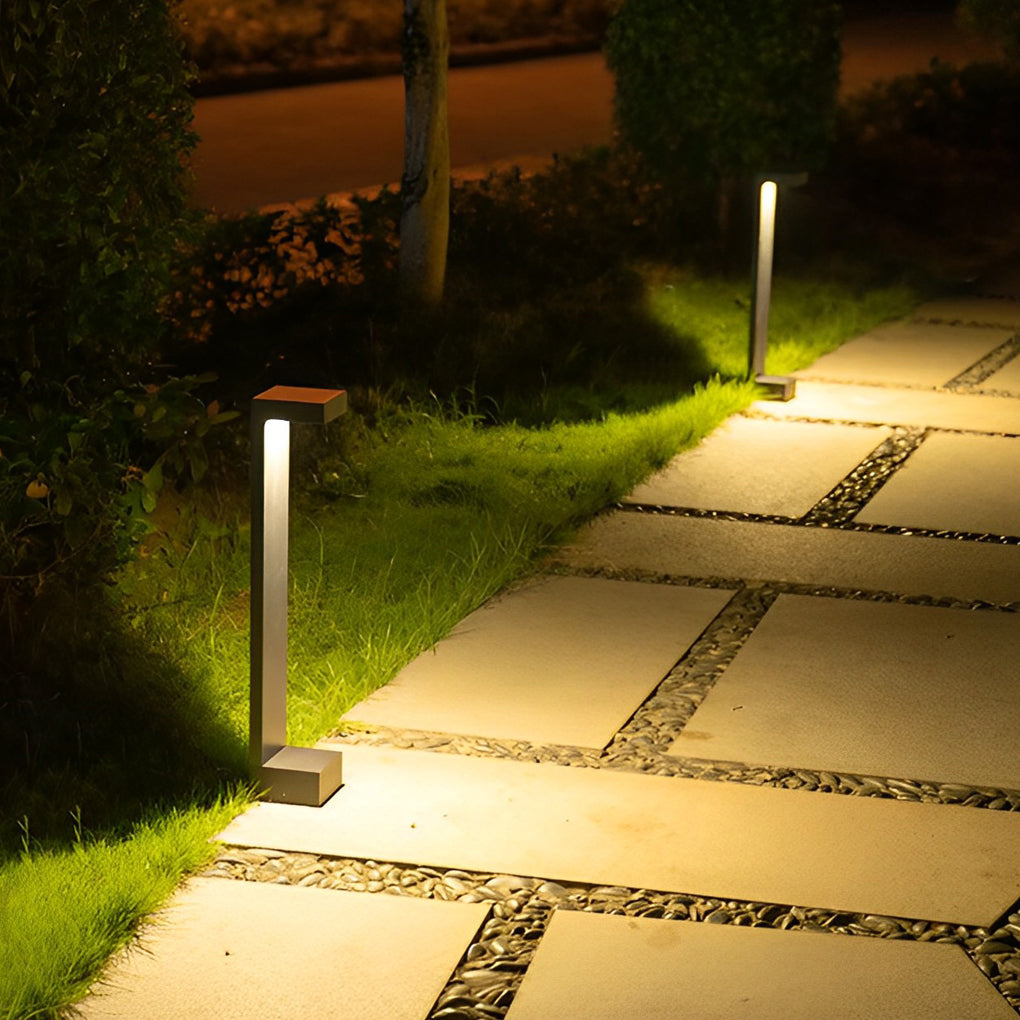Modern I-Shaped LED Pathway Lights in Black Aluminum