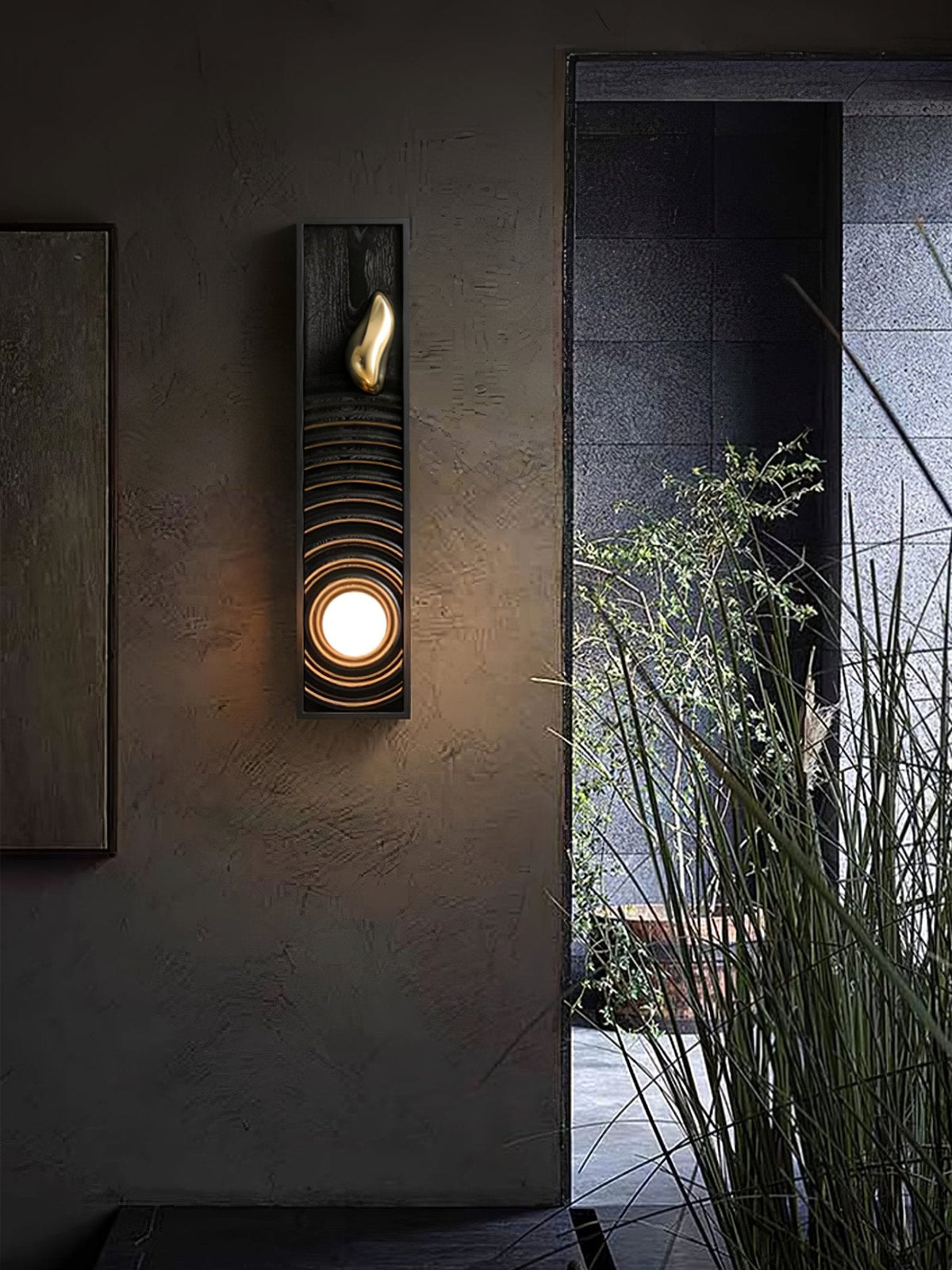 Solano Ripple Wall Sconce – Modern Wood & Brass LED Wall Light