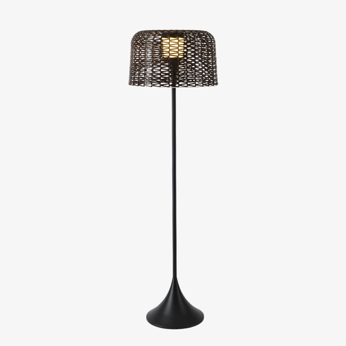 Callum Woven Solar Floor Lamp – Artisan Outdoor LED Lighting