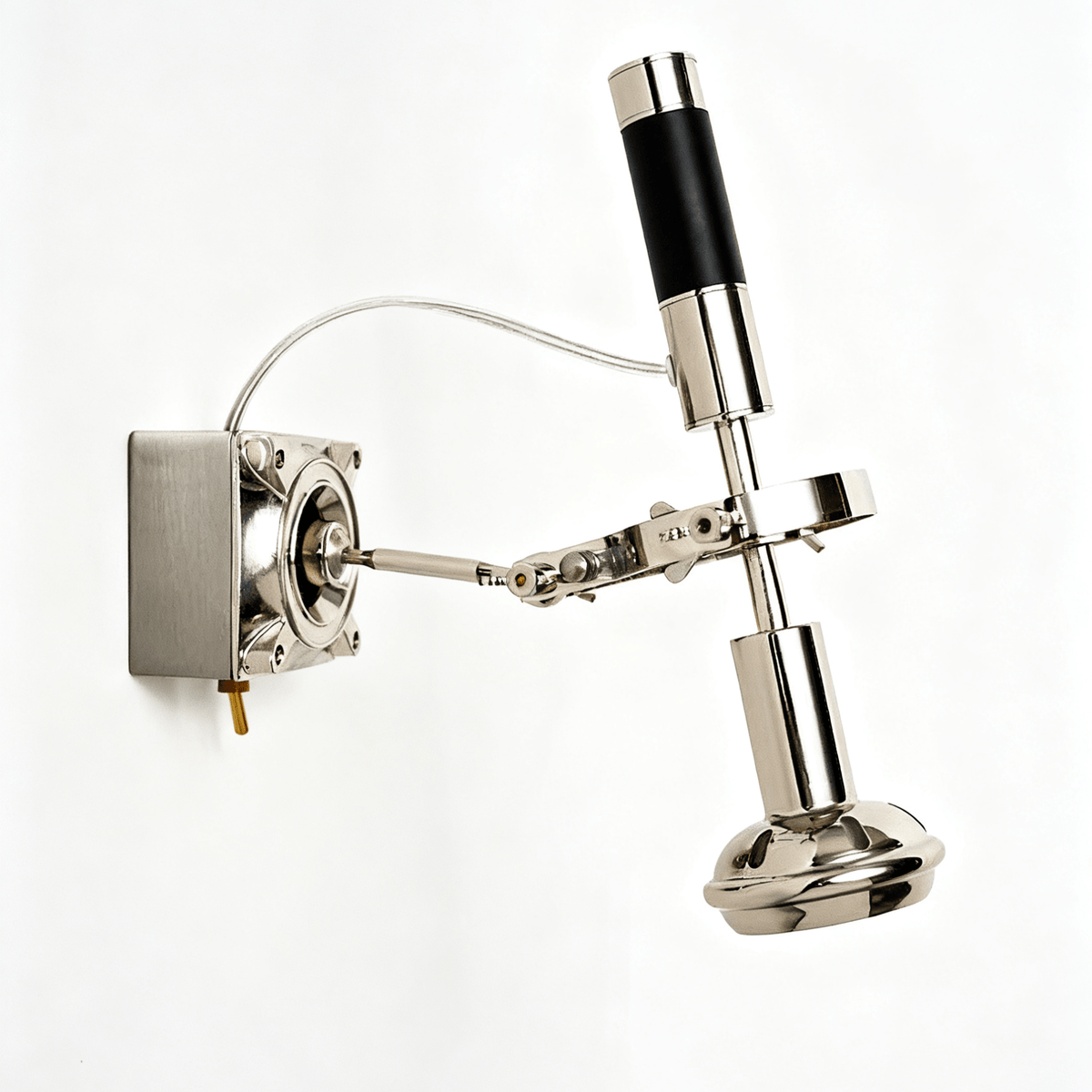 Urban Edge Swing Arm Wall Sconce in Chrome for Modern Interiors