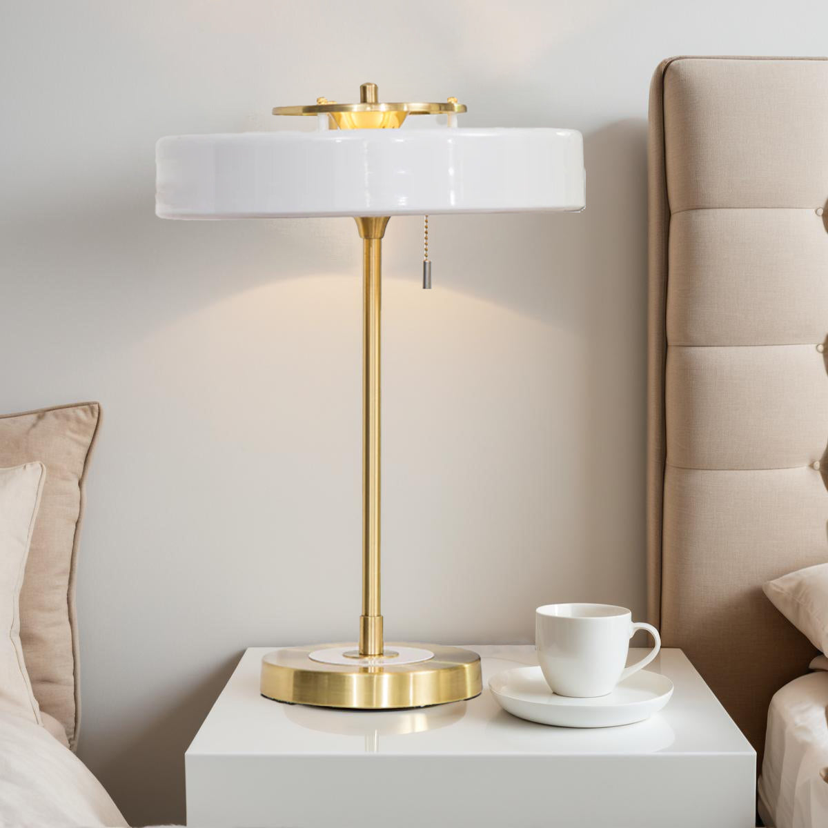 Nordic British Retro Creative Table Lamp