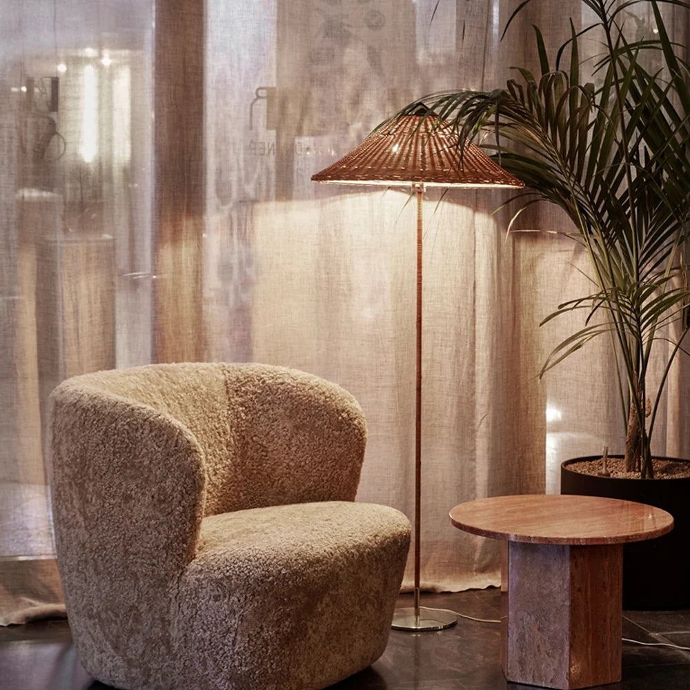 Nostalgia Steady Floor Light