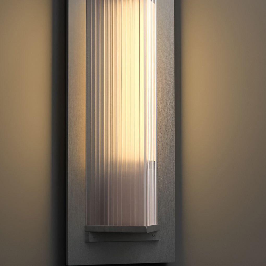 Solar Vintage Outdoor Wall Light Fixture