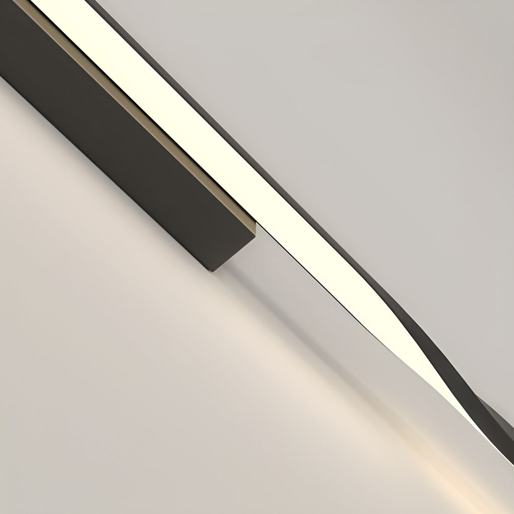 Linear LED Wall Sconce in Matte Black for Modern Interiors