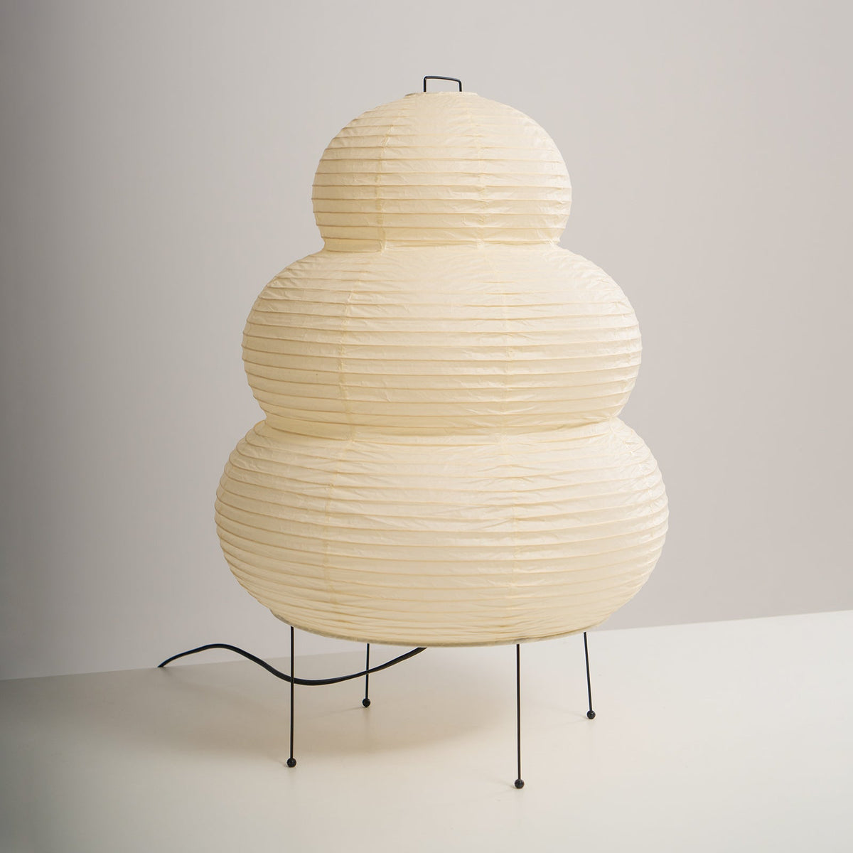 akari-table-lamp