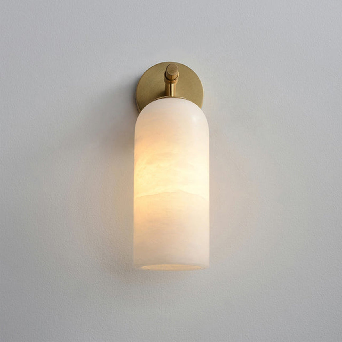 Pillar Alabaster Wall Sconce – Natural Stone, Brushed Gold Accent
