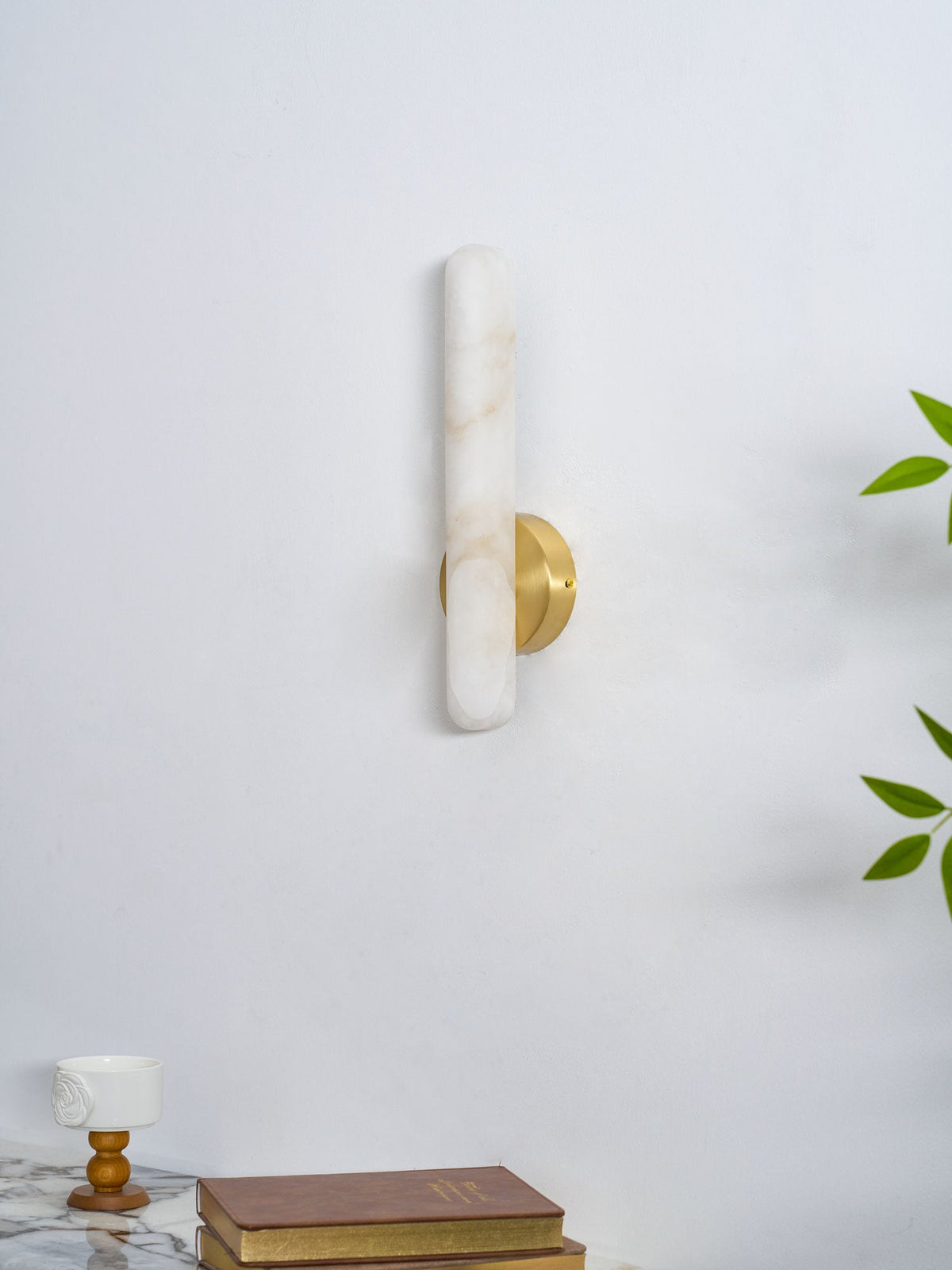 Alabaster Rod Wall Sconce in Brass – Modern Minimalist Lighting