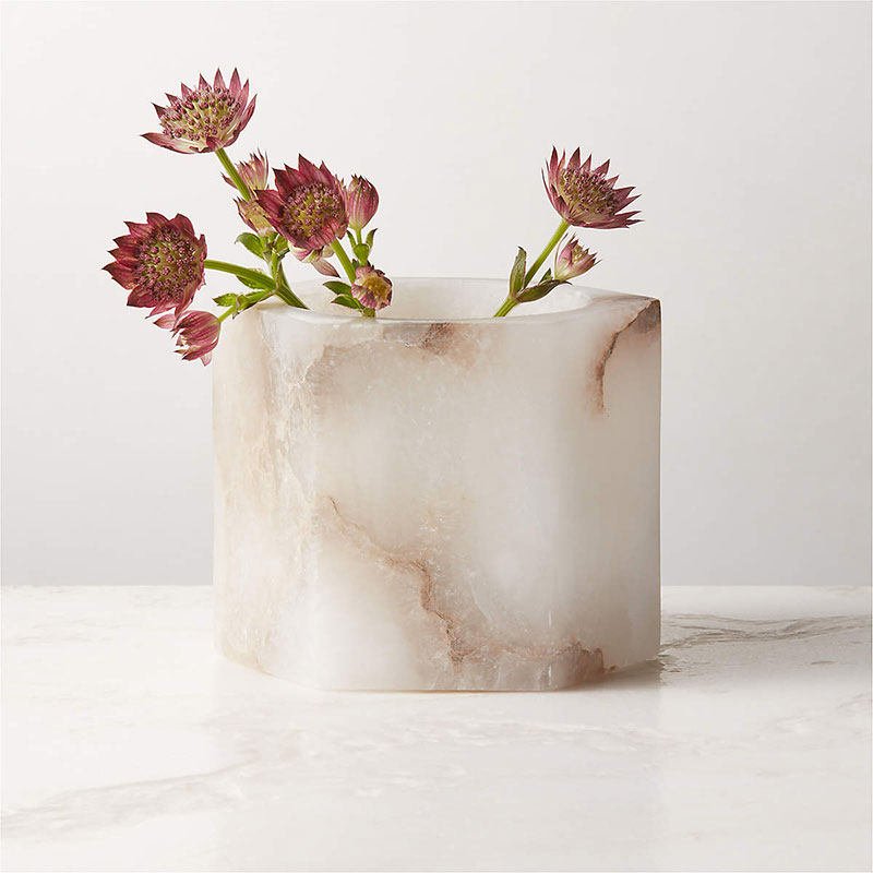 Sculpted Alabaster Cube Candle Holder – Ambient Glow for Modern Interiors