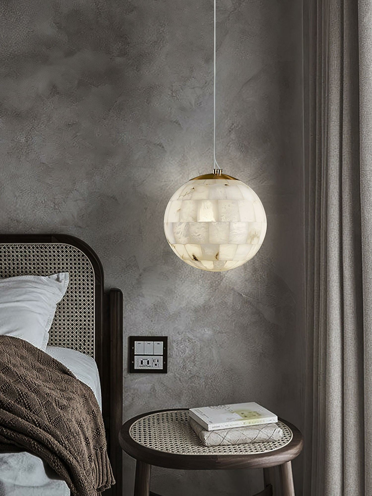 alabaster-ball-pendant-light