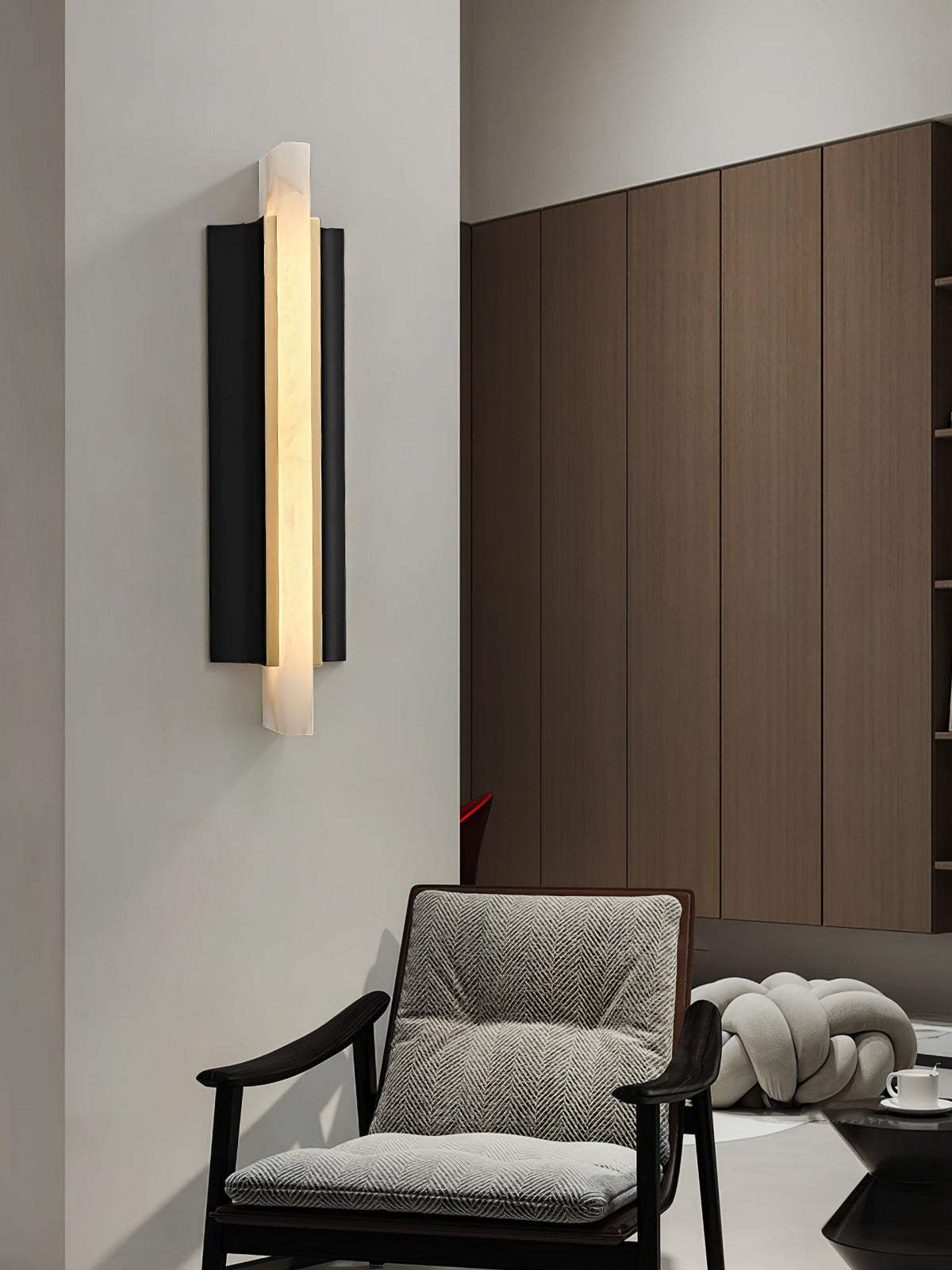 Alabaster Blade Wall Sconce – Modern LED Wall Light in Natural Stone