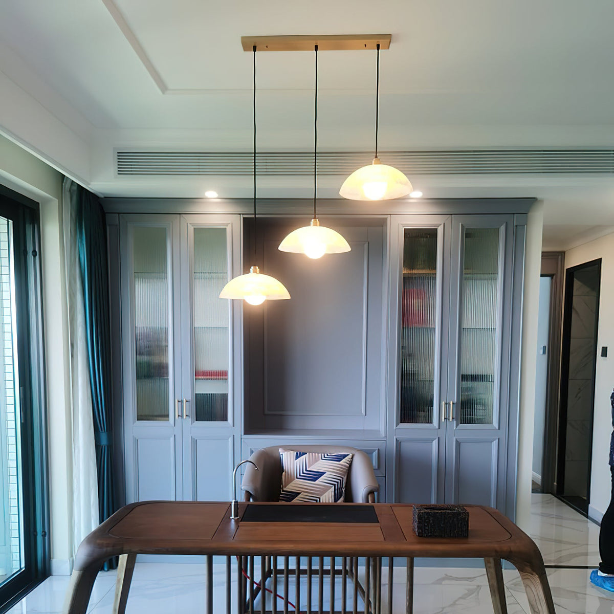 alabaster-dome-pendant-light