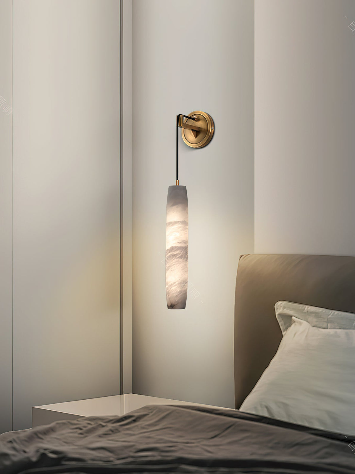 alabaster-flute-wall-lamp