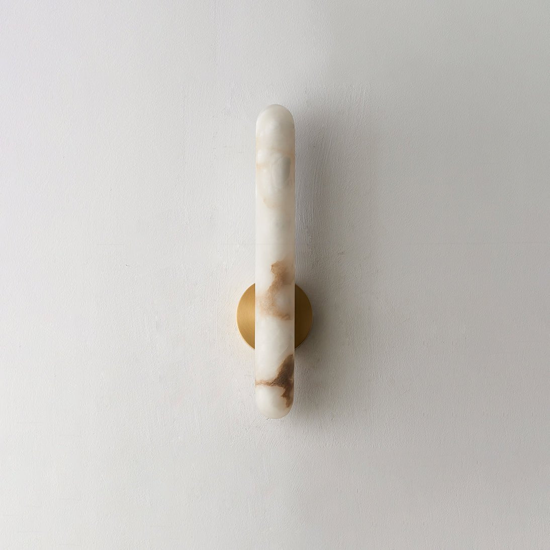 Alabaster Rod Wall Sconce in Brass – Modern Minimalist Lighting