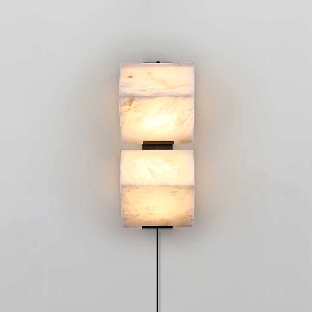 Alabaster Plug-In Wall Sconce with Integrated LED – Modern Staircase Lighting