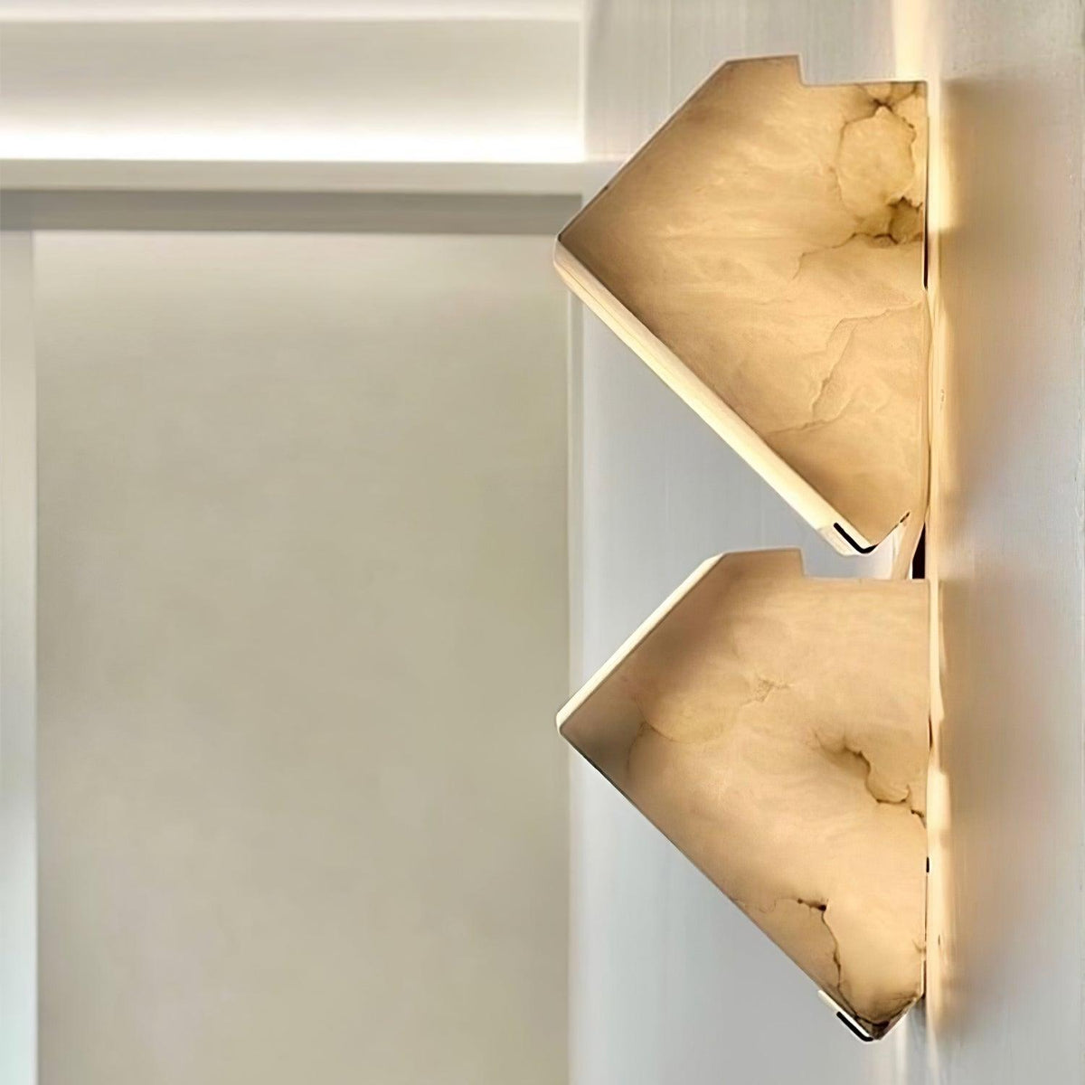 Alabaster Plug-In Wall Sconce with Integrated LED – Modern Staircase Lighting