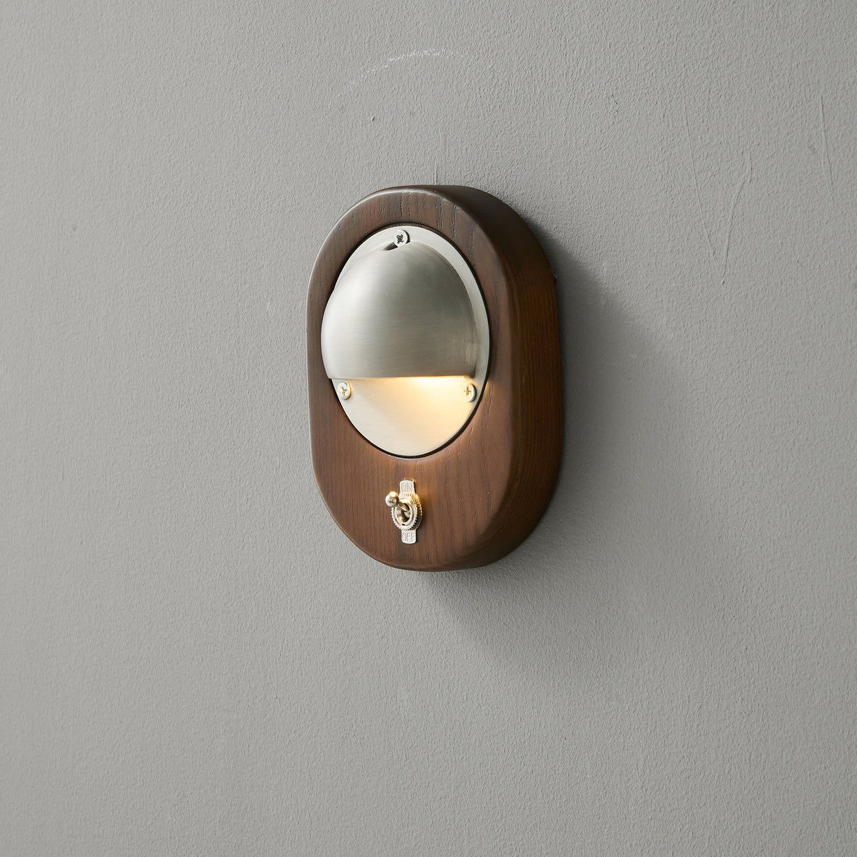 alfi-wall-lamp