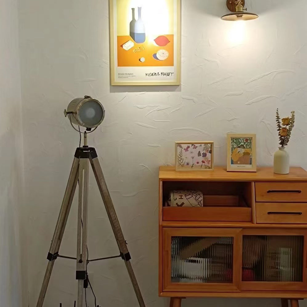 alfred-tripod-floor-lamp