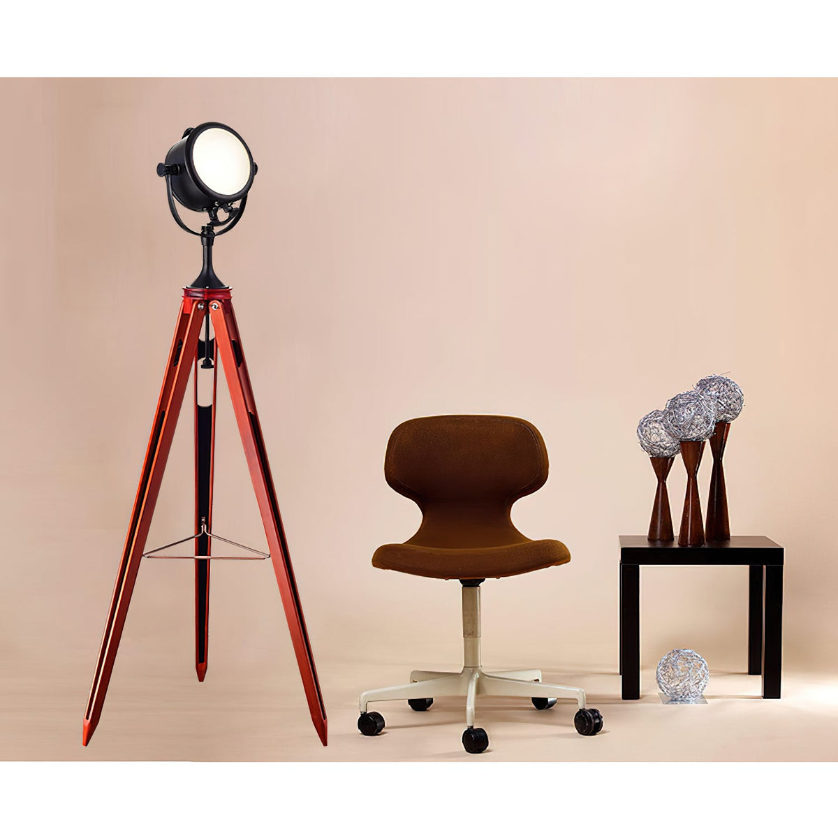 alfred-tripod-floor-lamp