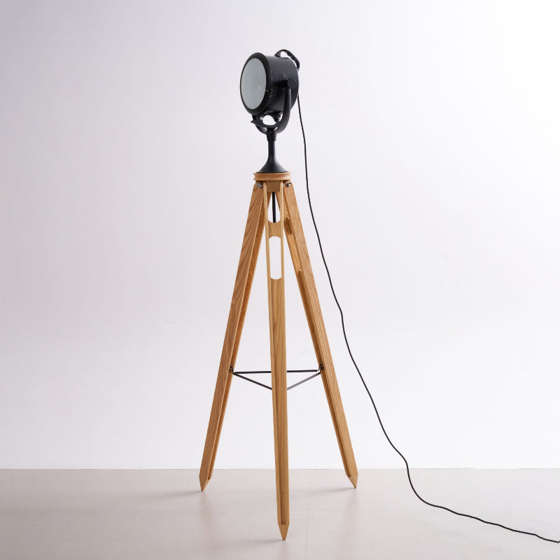 alfred-tripod-floor-lamp