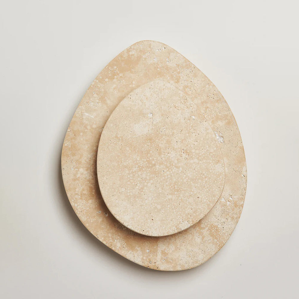 alice-travertine-wall-lamp