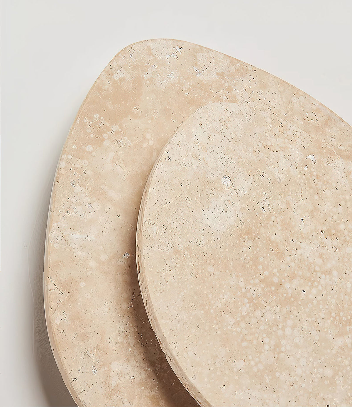 alice-travertine-wall-lamp