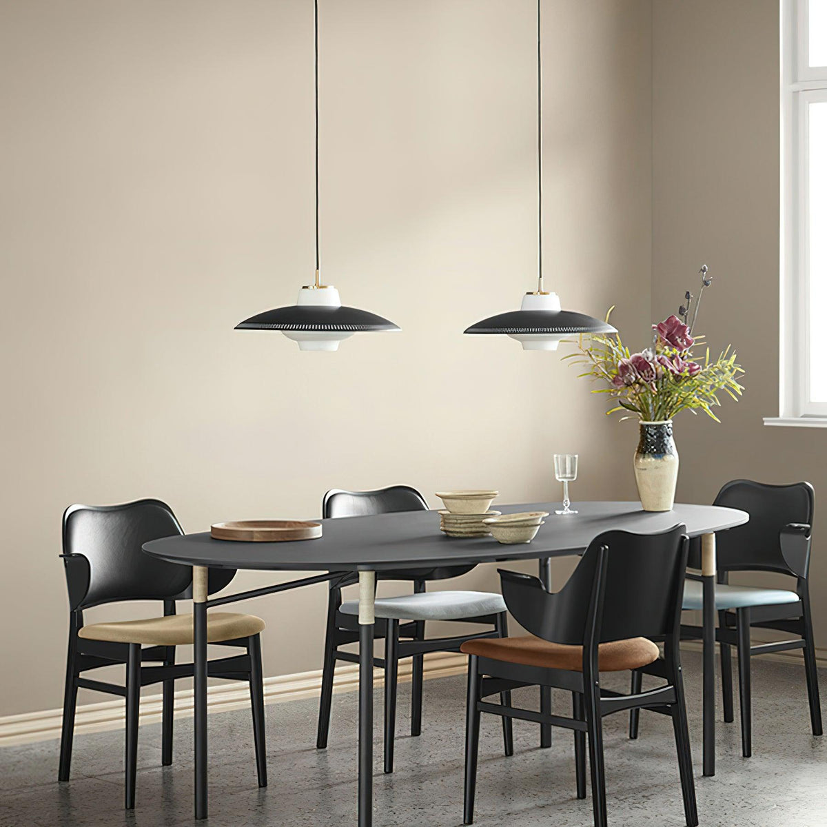 alien-frisbee-pendant-lamp