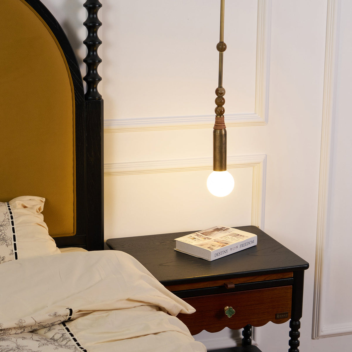 allia-pendant-light