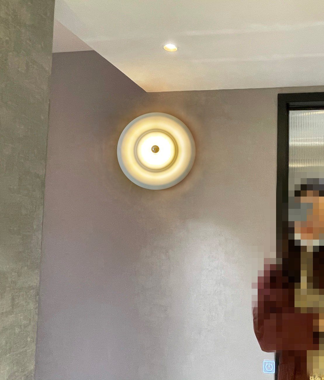 Alma Wall Lamp