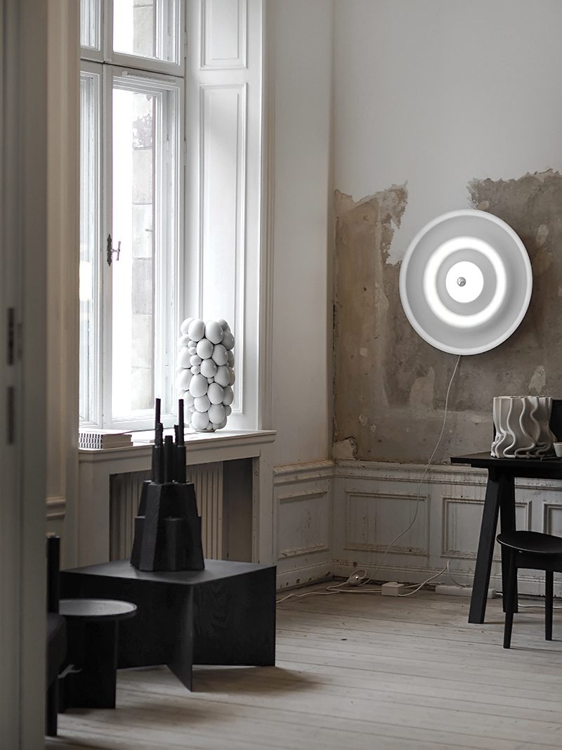Alma Wall Lamp