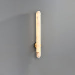 Alunari Alabaster LED Wall Sconce in Gold – Modern Linear Lighting
