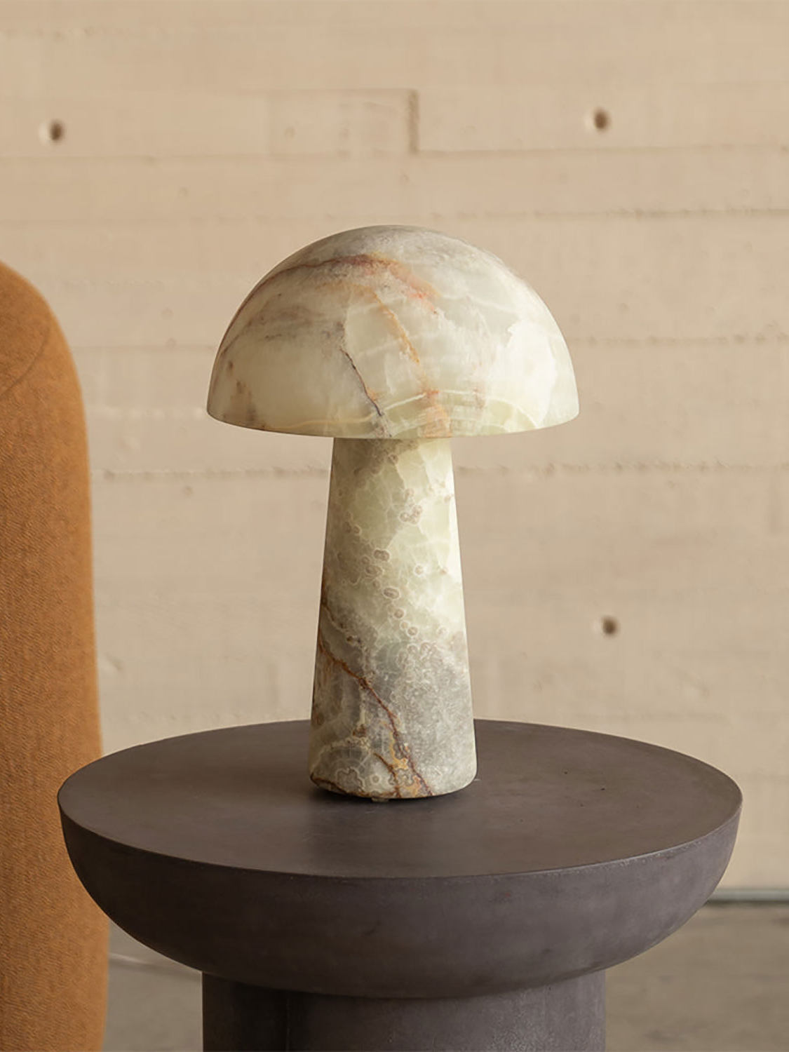 Aurora Jade Table Lamp – Sculptural Natural Stone LED Accent Light