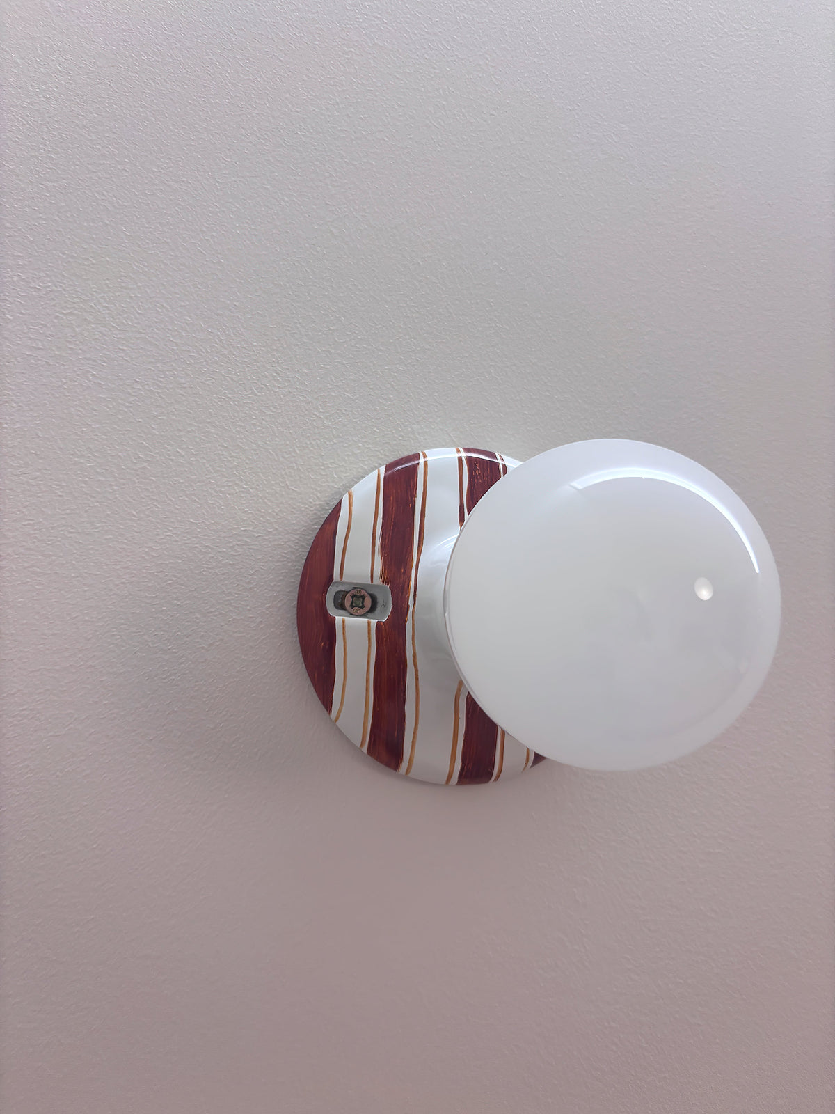 ambrette-wall-lamp