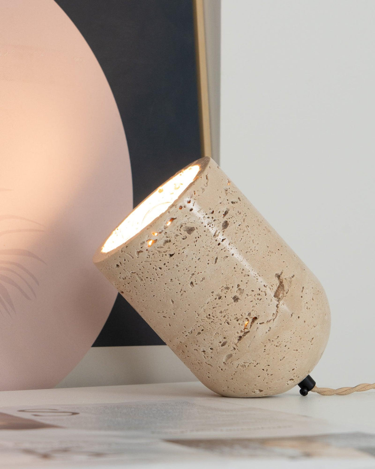 amidori-table-lamp