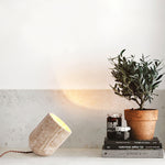 amidori-table-lamp