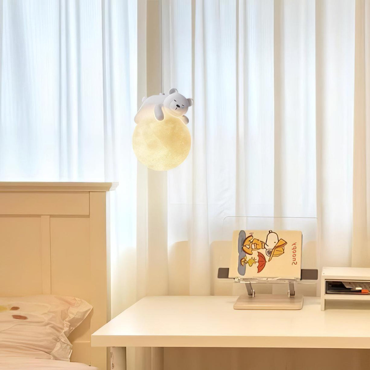 Animal Sleeping Pendant Lamp