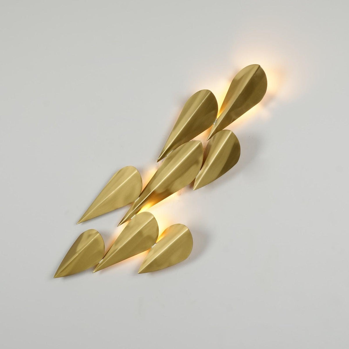 anodine-wall-lamp