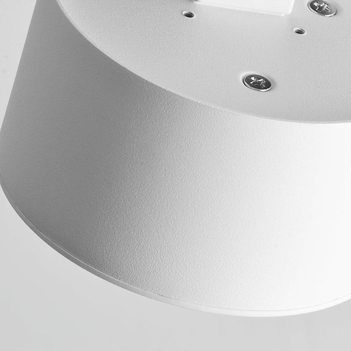 anti-glare-nordic-surface-mounted-spotlight