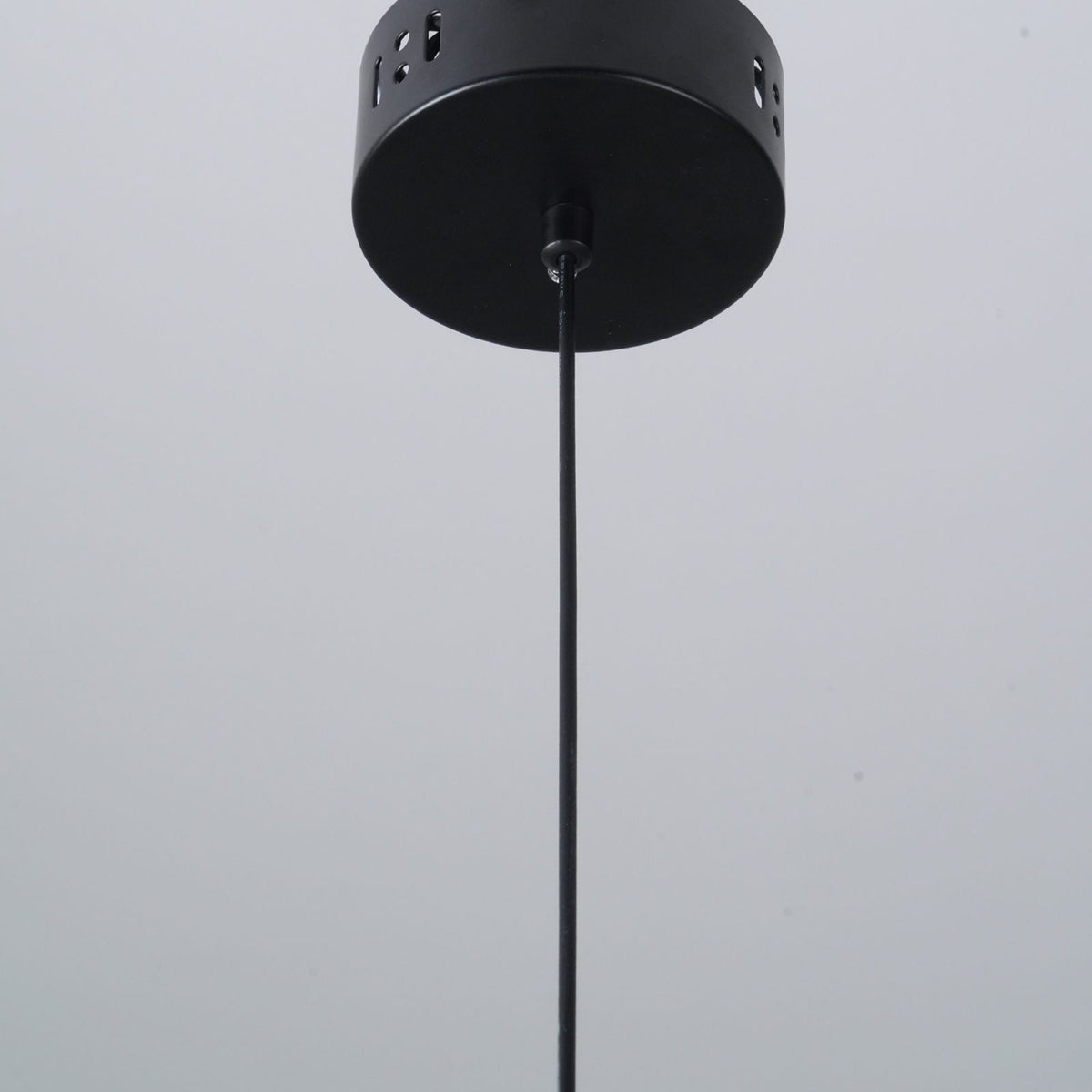 Aplomb Pendant light