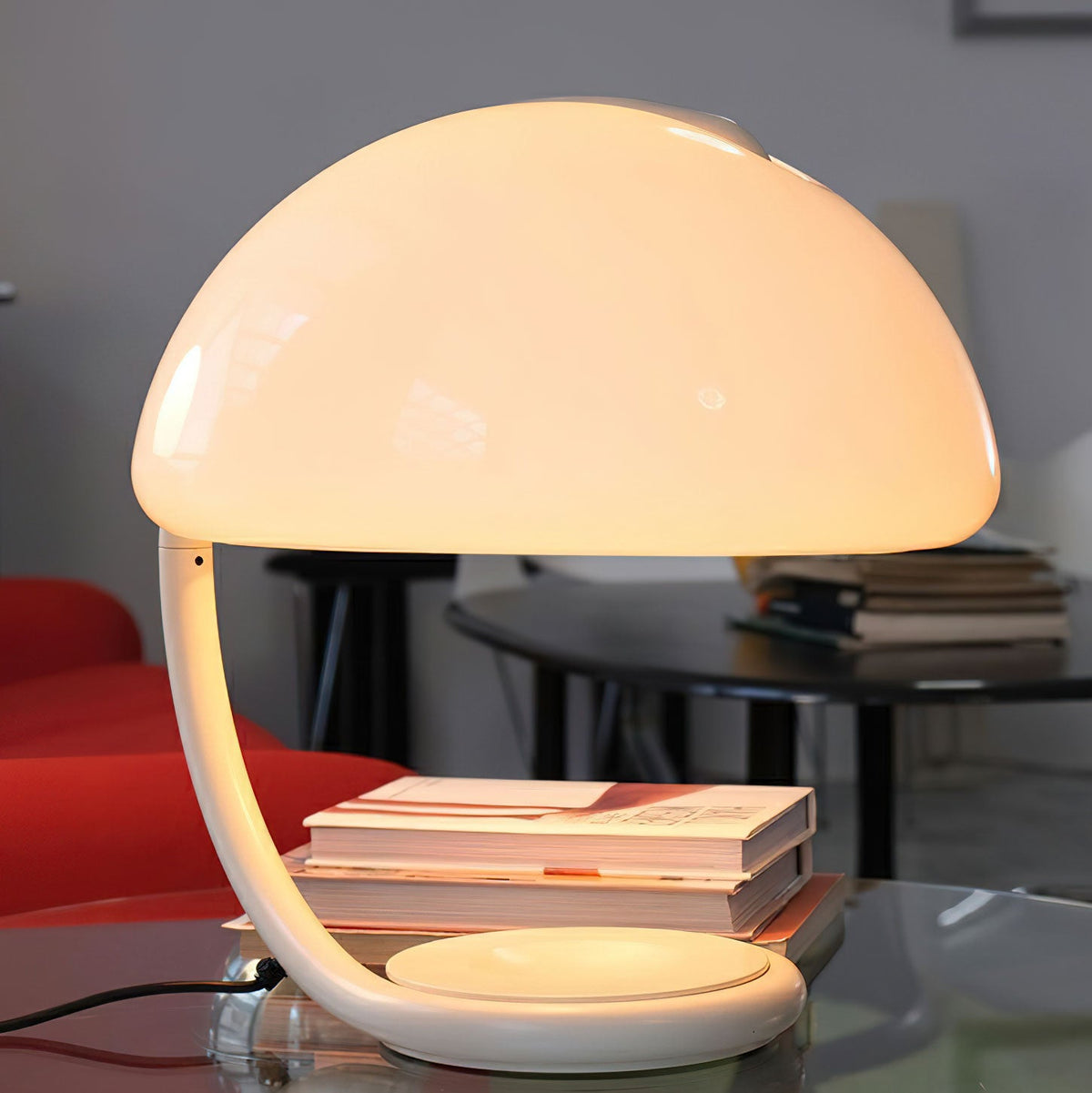 arc-glow-table-lamp