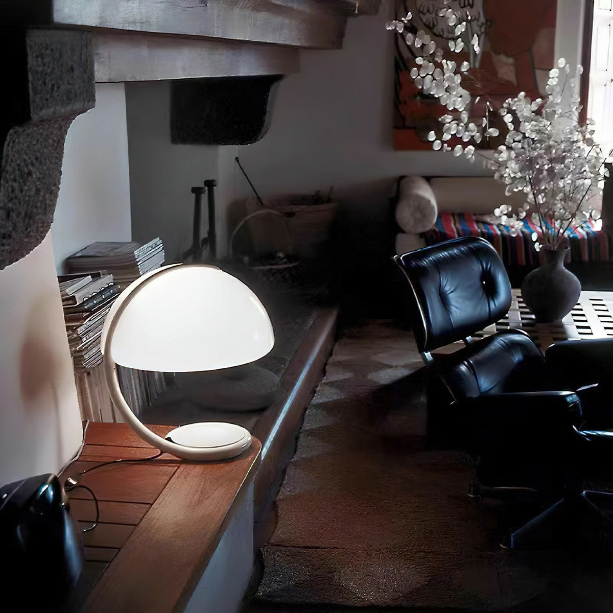 arc-glow-table-lamp