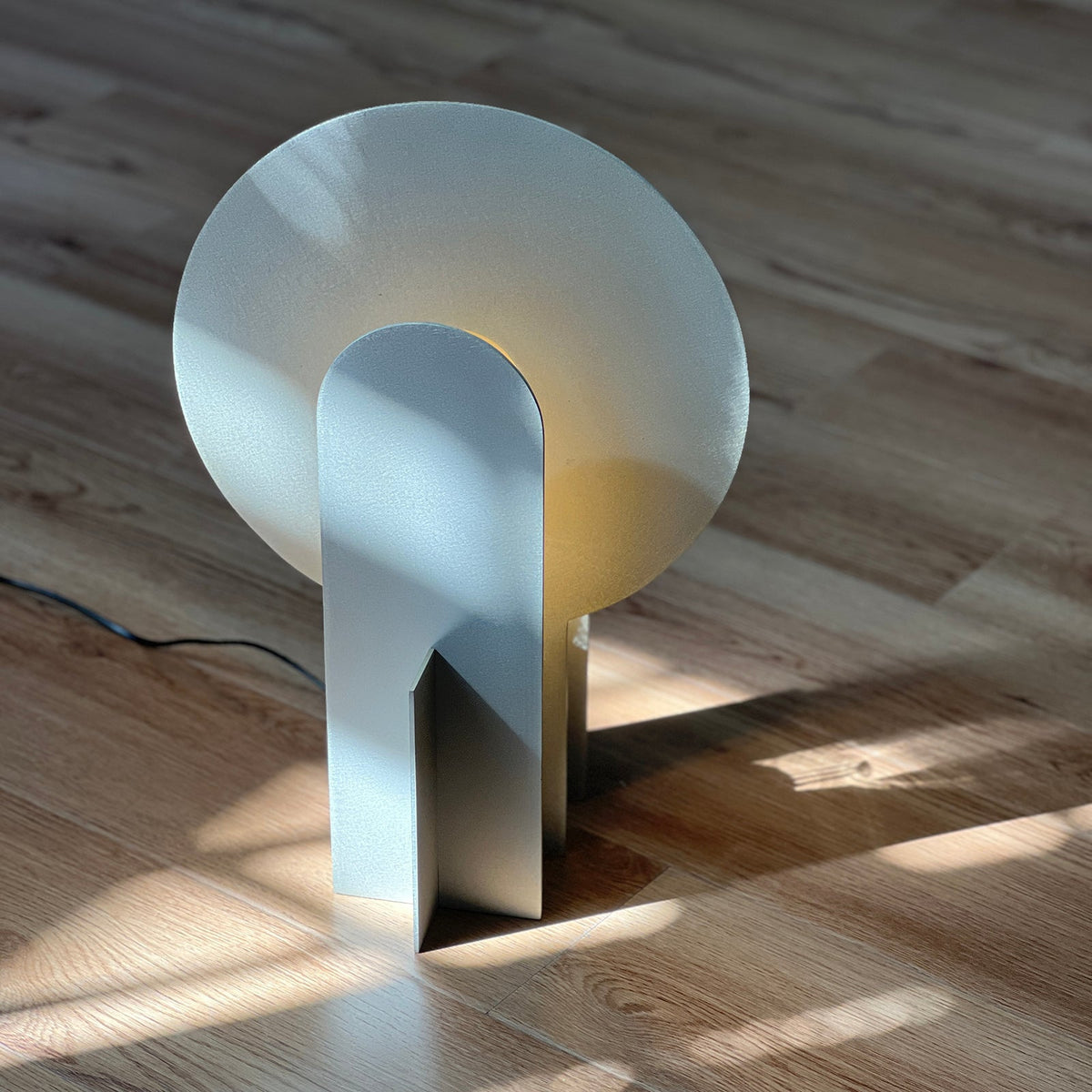 Arch Marble Table Lamp – Sculptural Natural Stone Accent Light