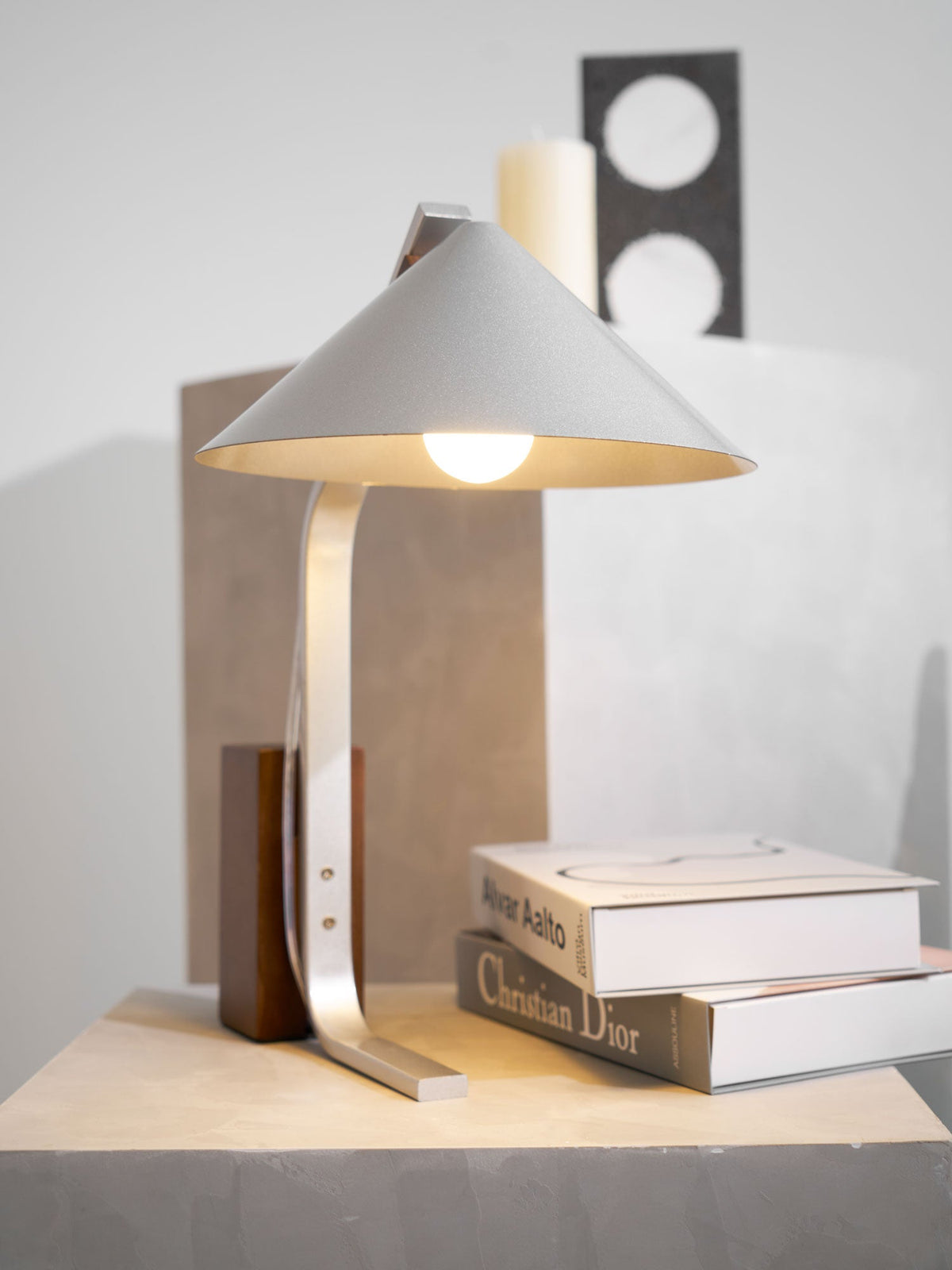 Arclune Modern Walnut Wood Desk Lamp with Aluminum Arc Shade
