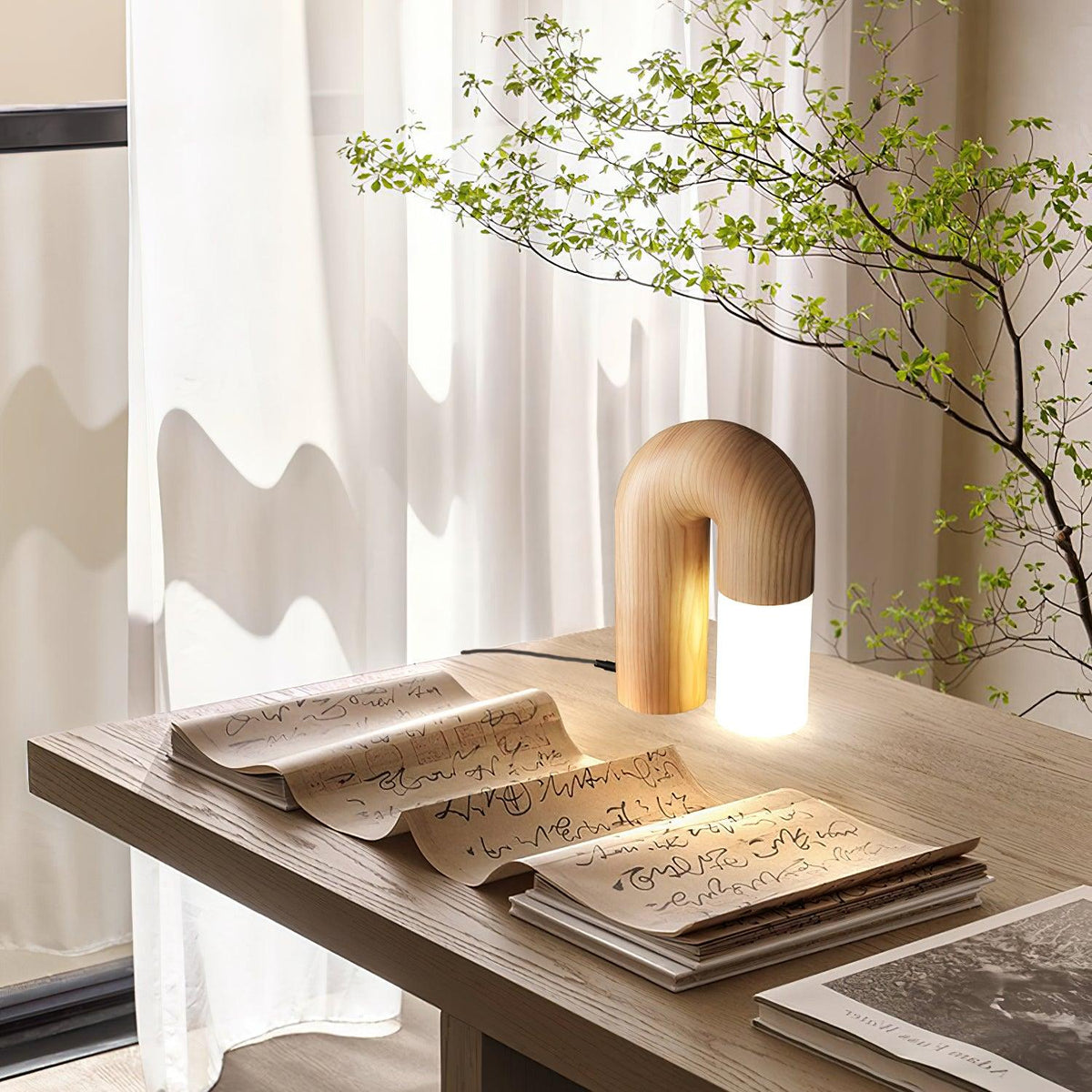 arcus-wood-table-lamp