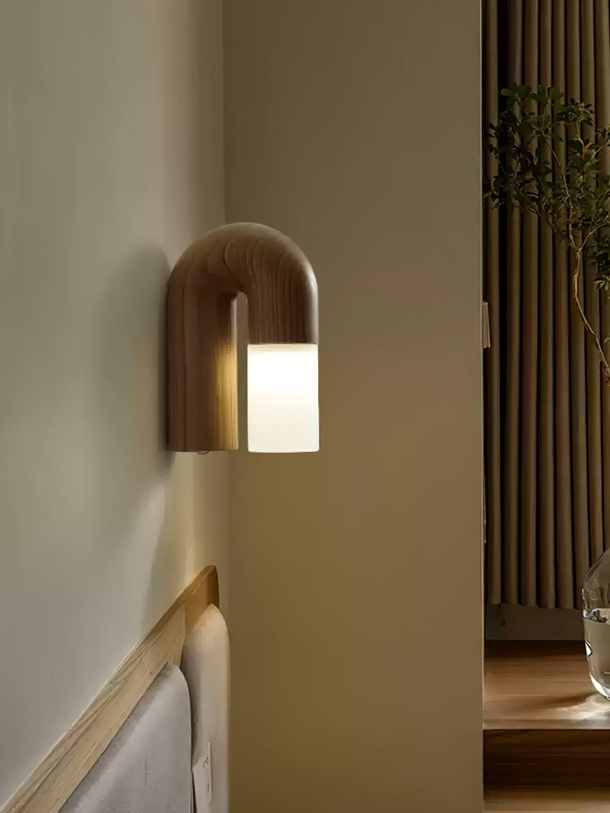 arcus-wood-wall-lamp